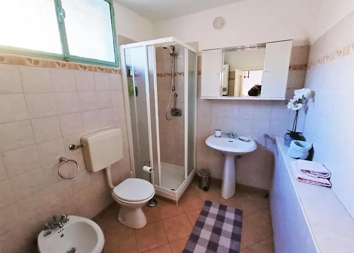 Charming By With Scenic Trails בית נופש Maccagno